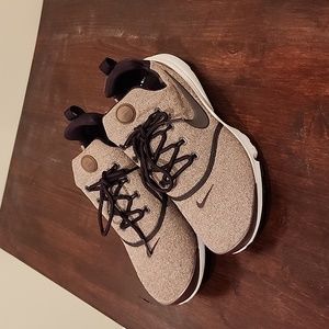 Nike Air Presto FlyPort Wine (Women's) 8.5